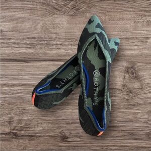 Rothys The Point Flats Limited Edition Green Camo Size 8